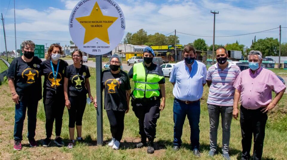 El Municipio acompañó un emotivo acto del grupo Estrellas Amarillas para continuar con la concientización vial