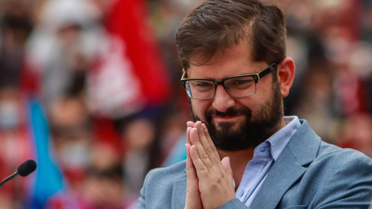 Alberto Fernández y Crisitina Kirchner felicitaron al presidente electo de Chile