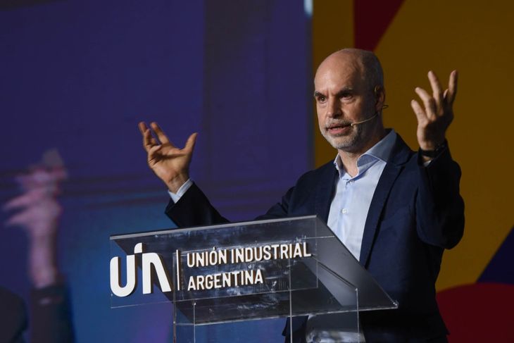 Rodríguez Larreta en la UIA: "Hay que pedir permiso para todo"