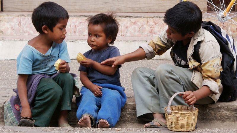 El 65% de los chicos argentinos viven en la pobreza
