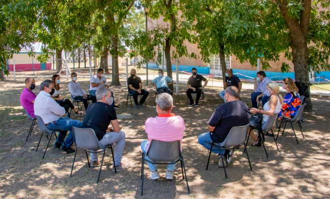 El Municipio reunió a cámaras empresariales y comerciantes para tratar la situación del ausentismo por contacto estrecho