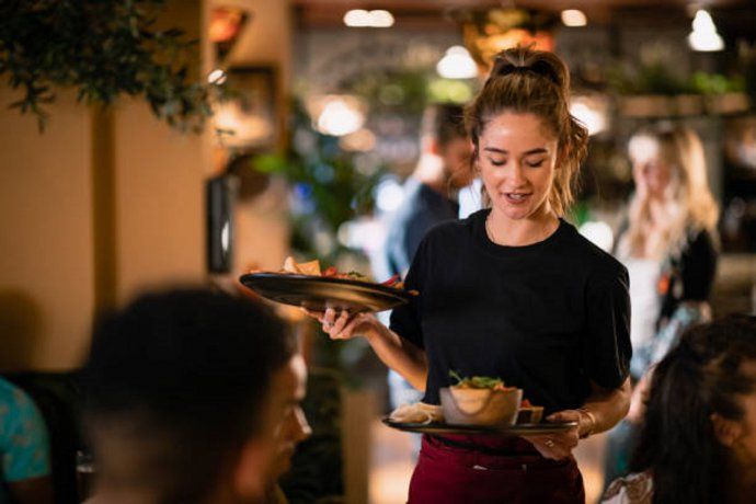 Se complica la atención a turistas en Mar del Plata: 4 mil trabajadores gastronómicos y hoteleros aislados