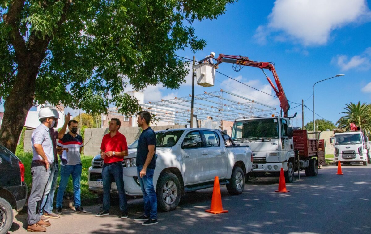 El Municipio y EDEN continuan con el proceso de reconversion de la red convencional en preensamblado 2 scaled