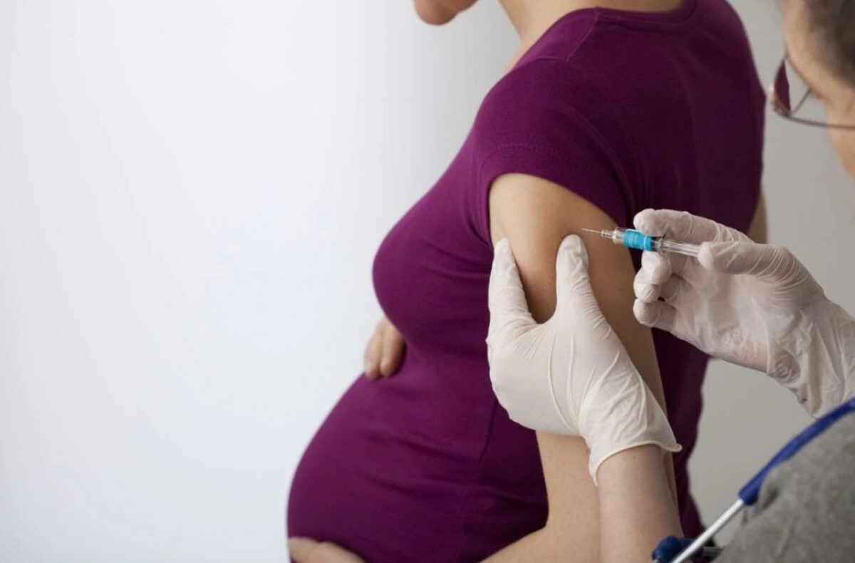 vacuna embarazadas scaled