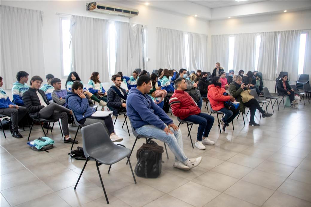 Gran convocatoria tuvo la charla sobre manipulacion de alimentos aptos para celiacos