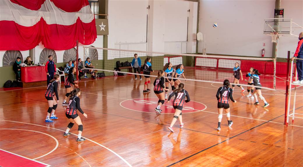 Acompanamiento al CLub Junin en torneo voley 1