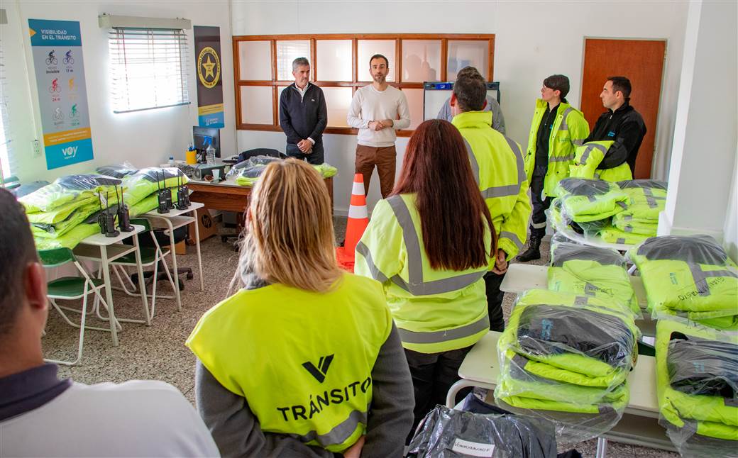 Petrecca Nueva indumentaria y equipos para el personal de Seguridad Vial y Control Ciudadano 2