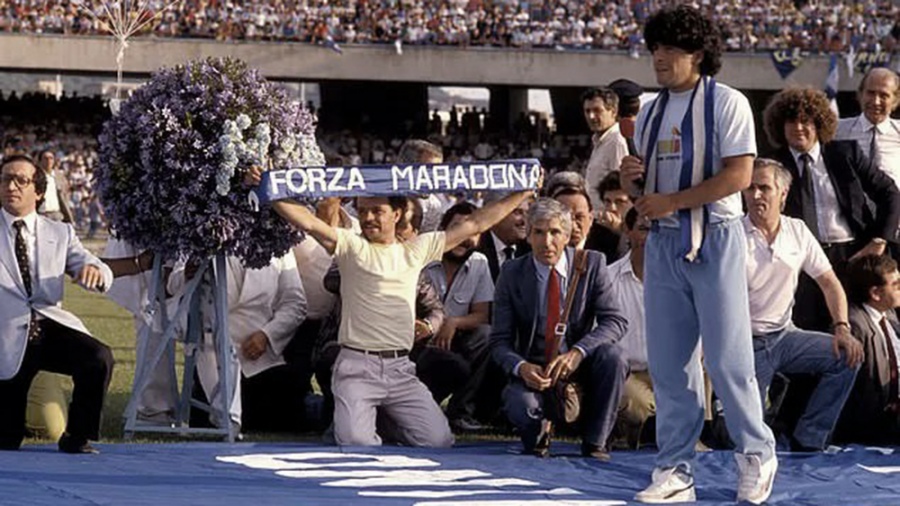 maradona napoles