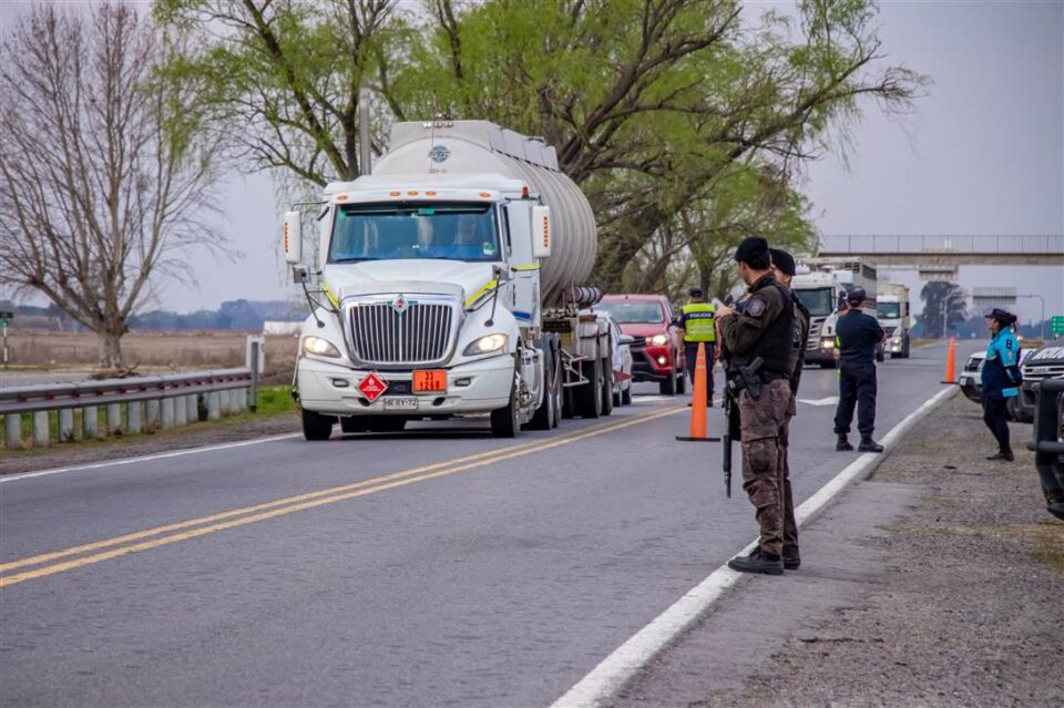 Seguridad Operativo de prevencion en Ruta 7 scaled