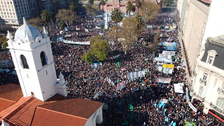 plaza de mayo