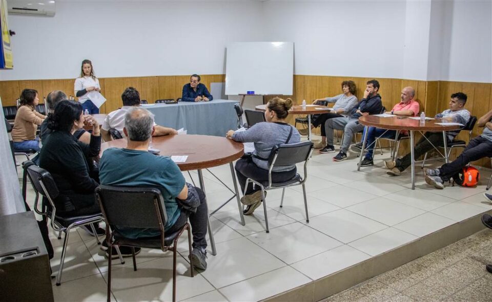 La Direccion de Bromatologia se reunio con el sector gastronomico de cara al Festival PAMPA scaled