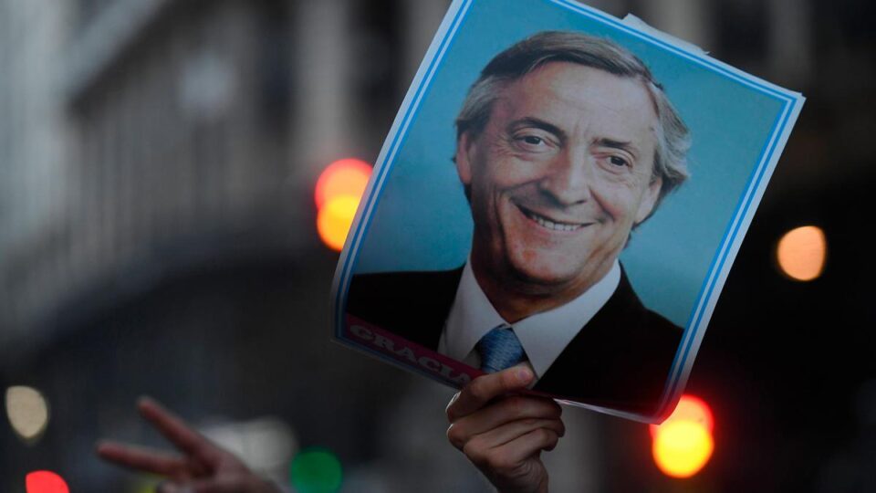 nestor Kirchner scaled