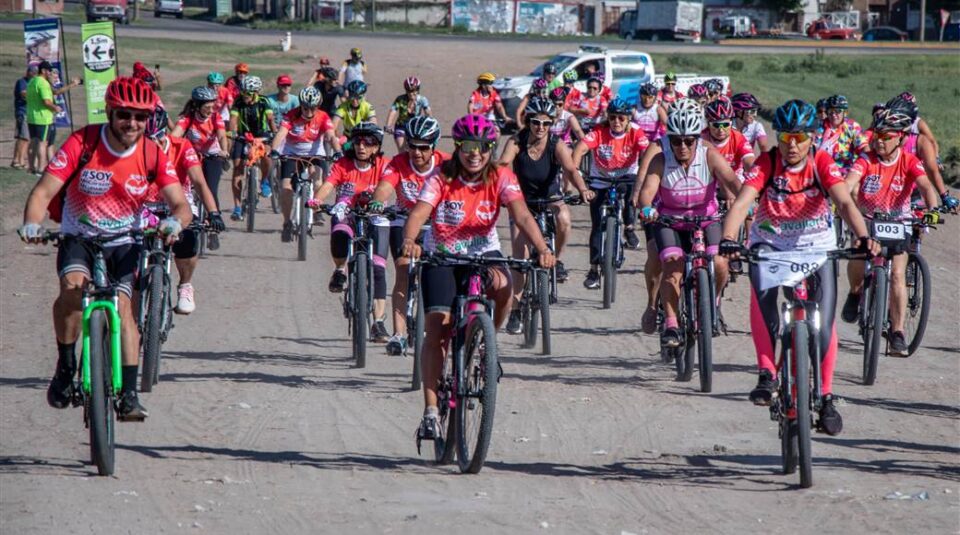 Bicicleteada solidaria de Corazon Joven