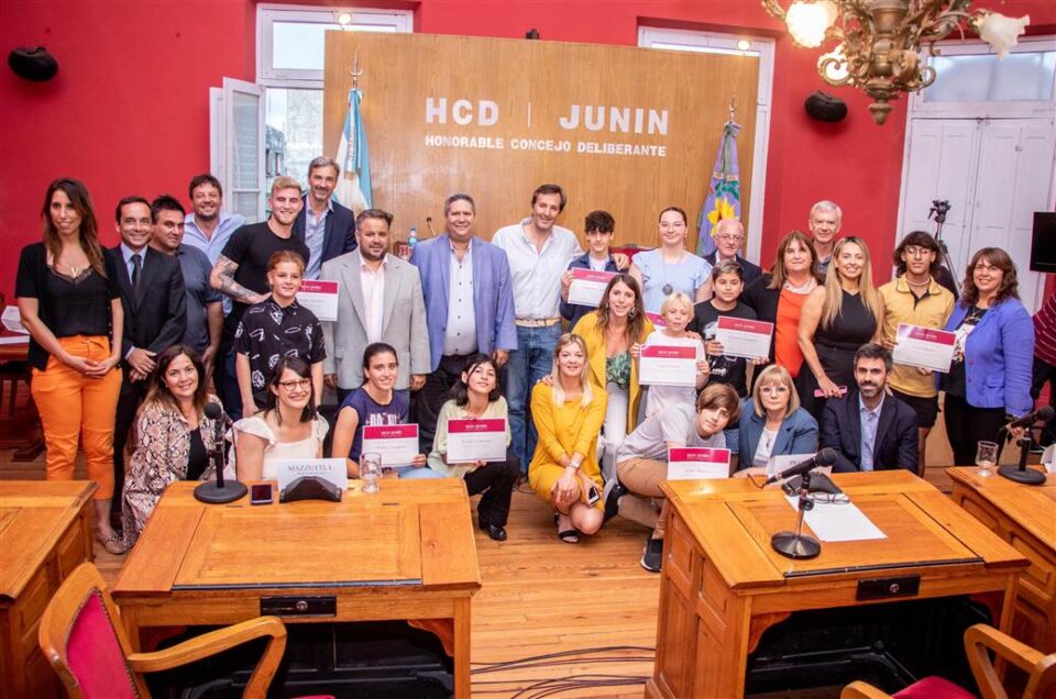 Concejo Deliberante Reconocimiento a jovenes destacados 2 scaled