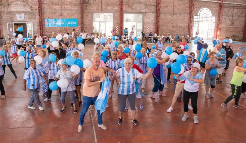 Despedida de ano Colonia Adultos Mayores scaled