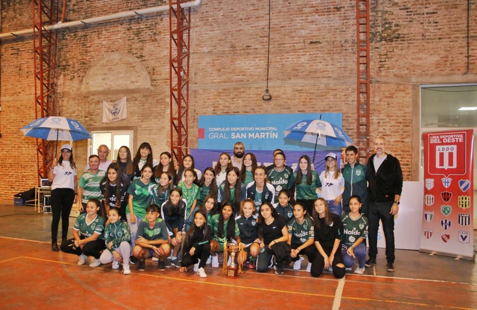 Deportes Entrega de premios futbol femenino 2 scaled