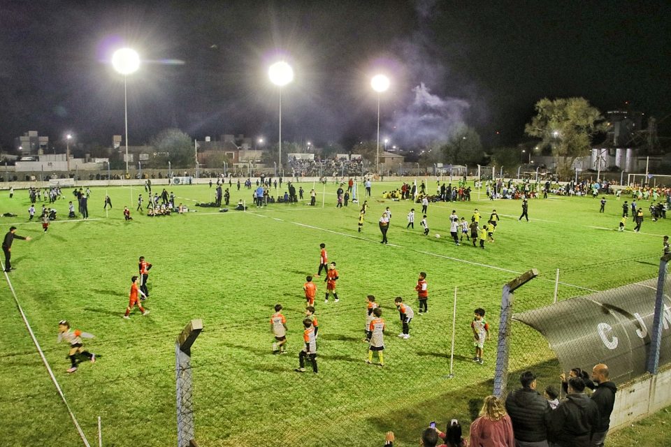 Encuentro Escuelas de futbol 1 scaled