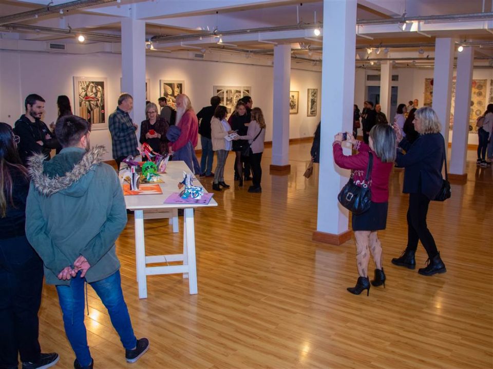 Quedó inaugurada la exposición itinerante “Bonaerenses a toda tinta” 2 cultura inauguracion muestra bonaerenses a toda tinta 1 1 scaled