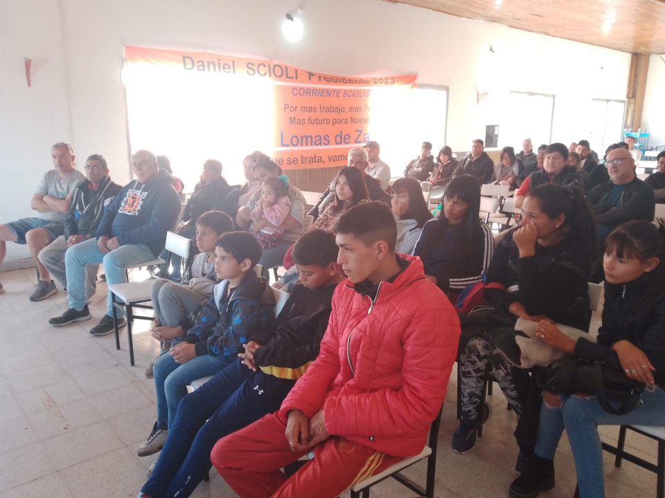 Carrera hacia las PASO: El Sciolismo desembarcó en la Cuarta e hizo plenario en Junín 2 sciolismo24 scaled