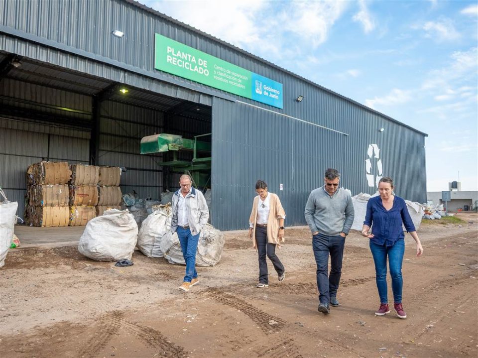 Visita del intendente de Ramallo: Junín es tomado como referente en materia de política ambiental 2 visita intendente de ramallo 3 scaled