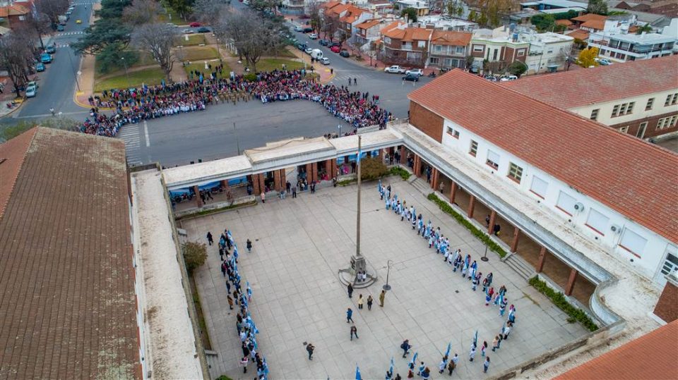 educacion acto promesa de lealtad a la bandera 6 scaled