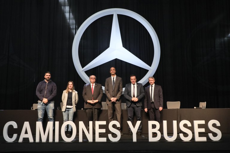 mercedes benz camiones y buses