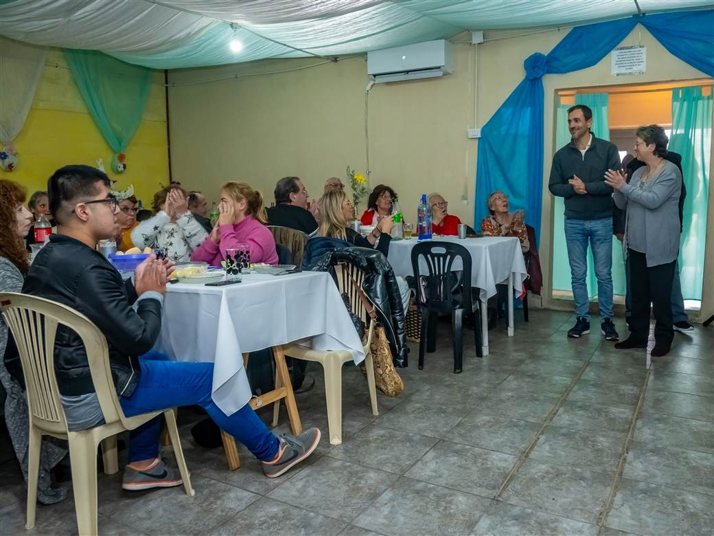 petrecca 25 anos centro de jubilados siempre primavera 1