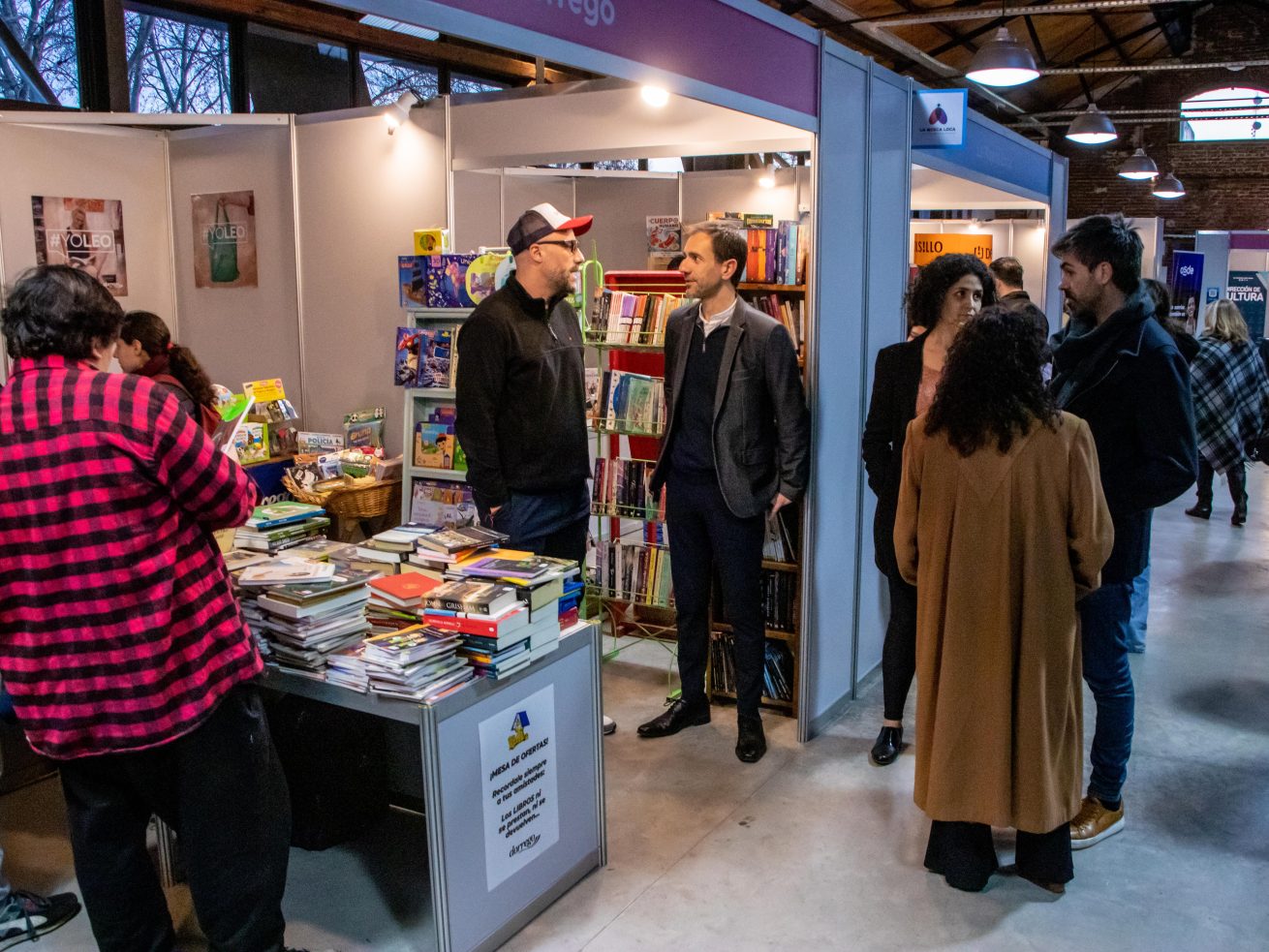 feria del libro apertura y charla balmaceda 15 scaled