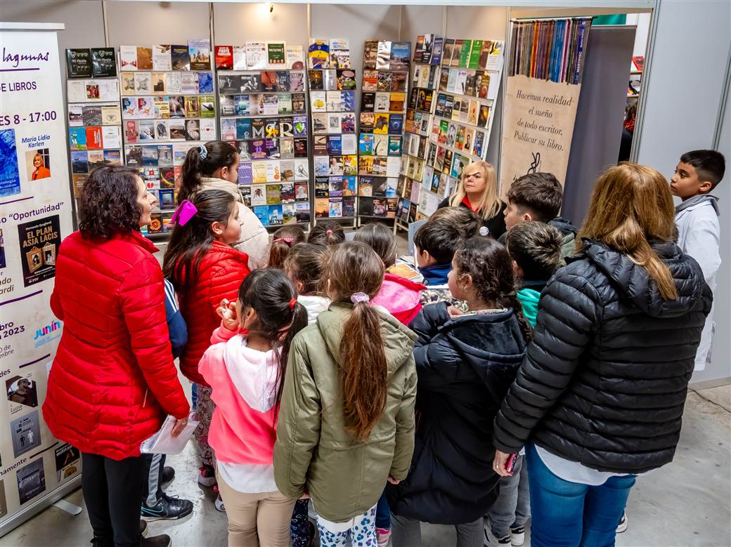 feria del libro estudiantes 3