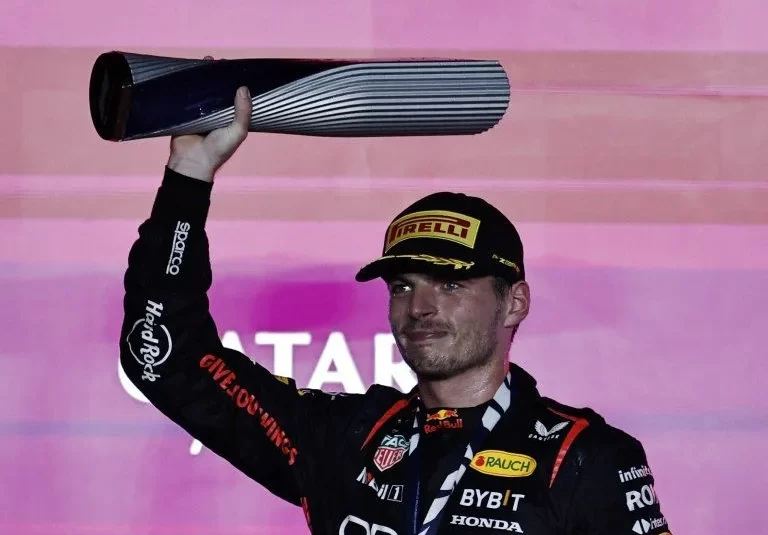 Verstappen ganó el GP de Qatar en la celebración por su tercer título mundial 1 Verstappen