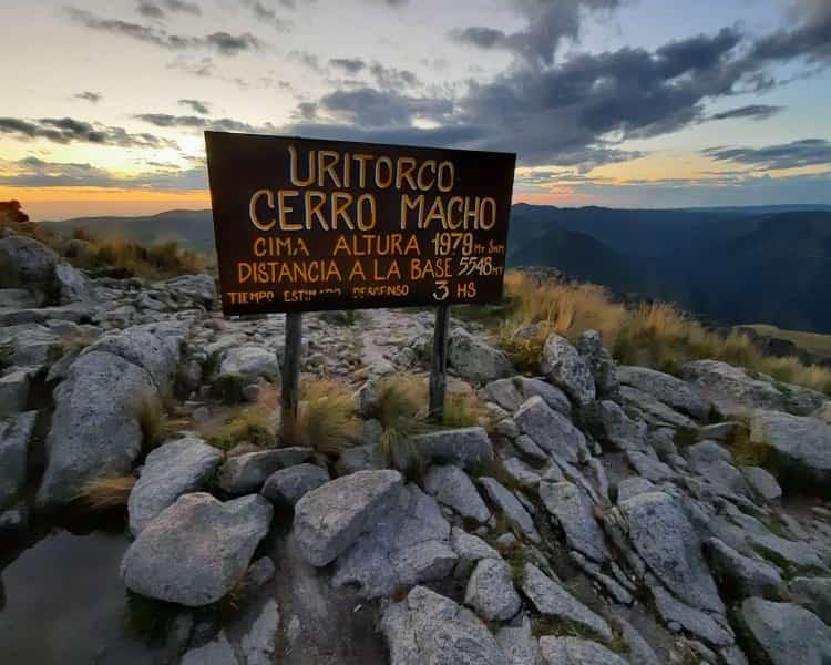 cerro uritorco