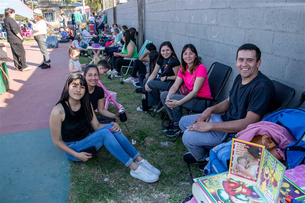 eco tardes y juntos a jugar en barrio los almendros 1 copia