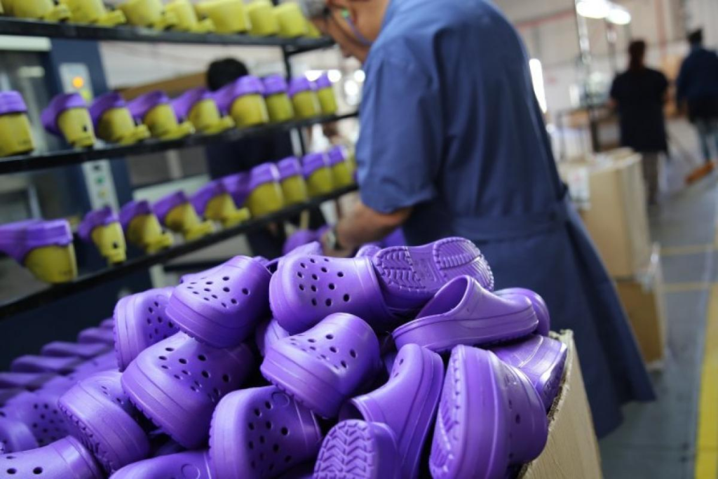 fabrica de crocs sanadillo