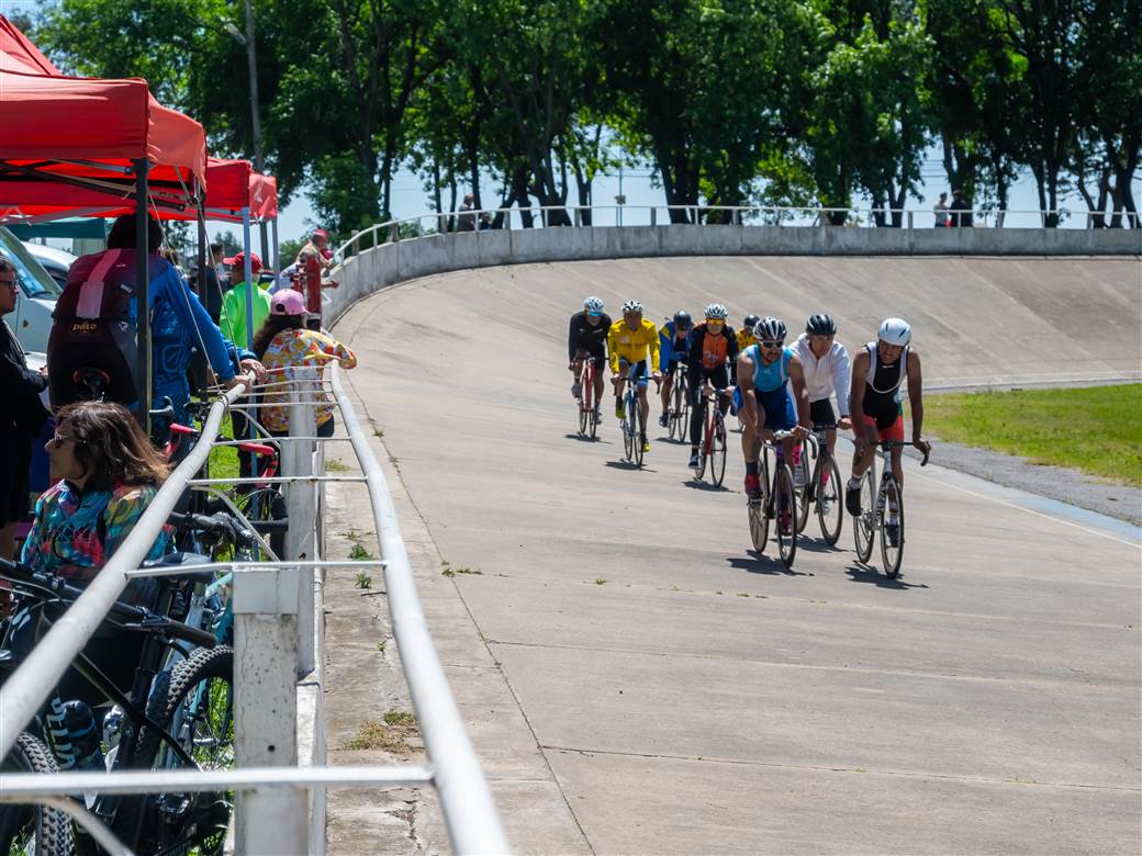 deportes acompanamiento al ciclismo 1