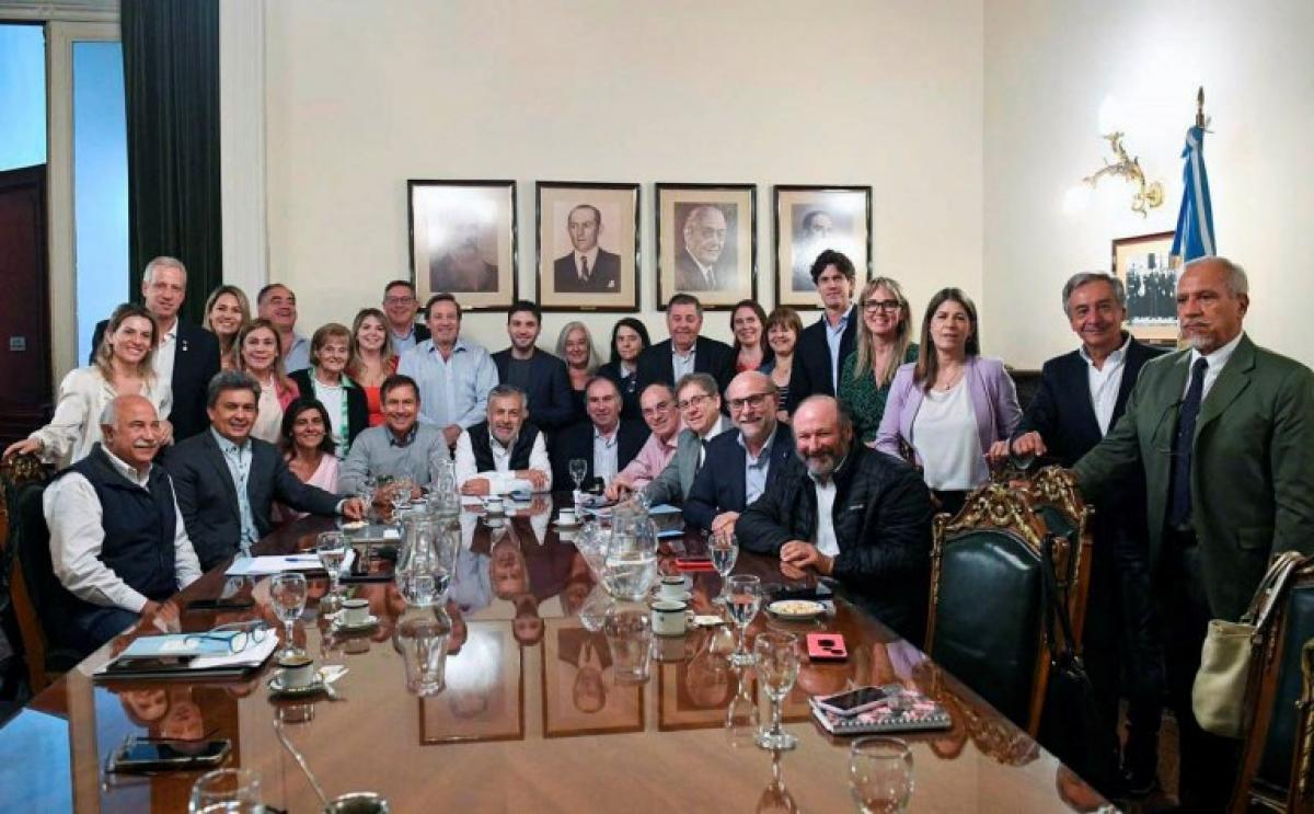 senadores juntos por el cambio