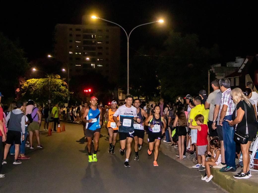 deportes carrera nocturna junin 2024 1