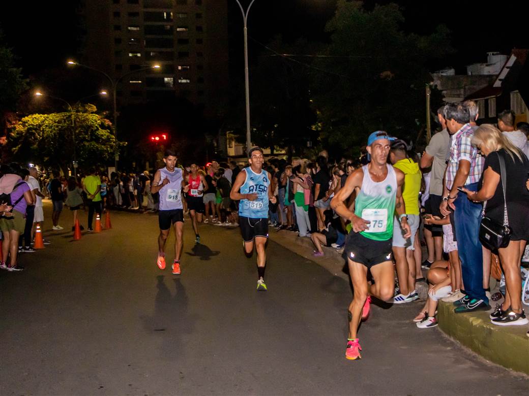 deportes carrera nocturna junin 2024 2