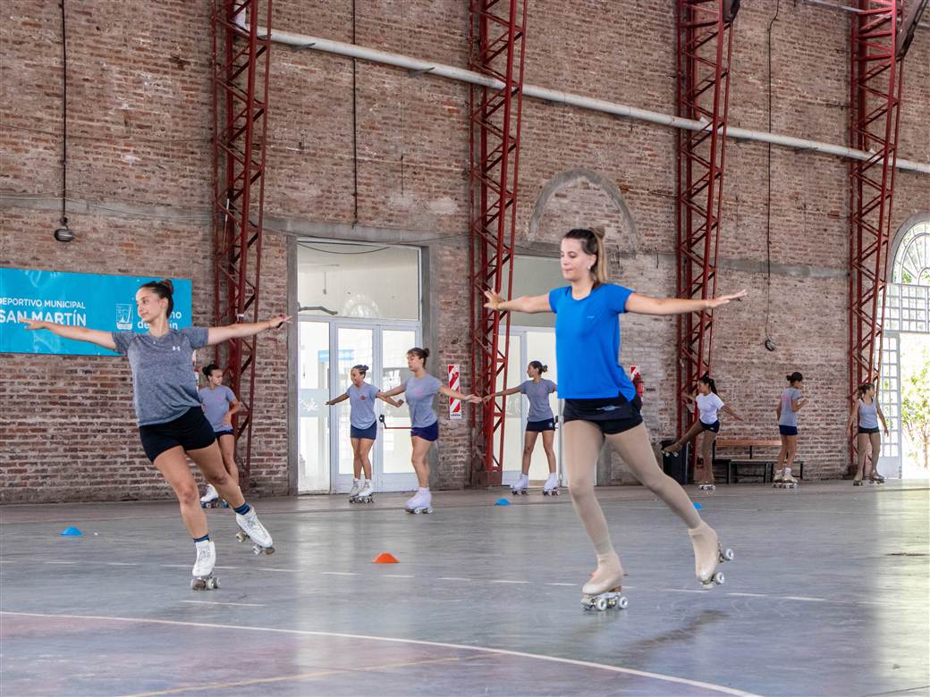 deportes escuela de patin artistico en el complejo 1