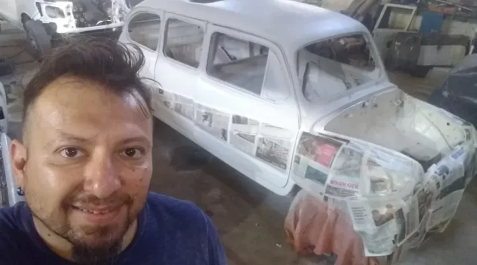 Fanático del Fiat 600 lo convirtió en una limusina y se volvió viral 1 fiat 600