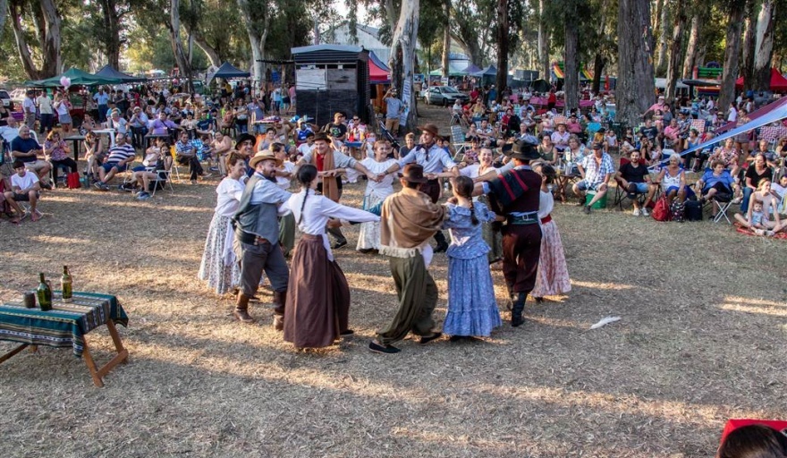 archivo fiesta de agustina 1