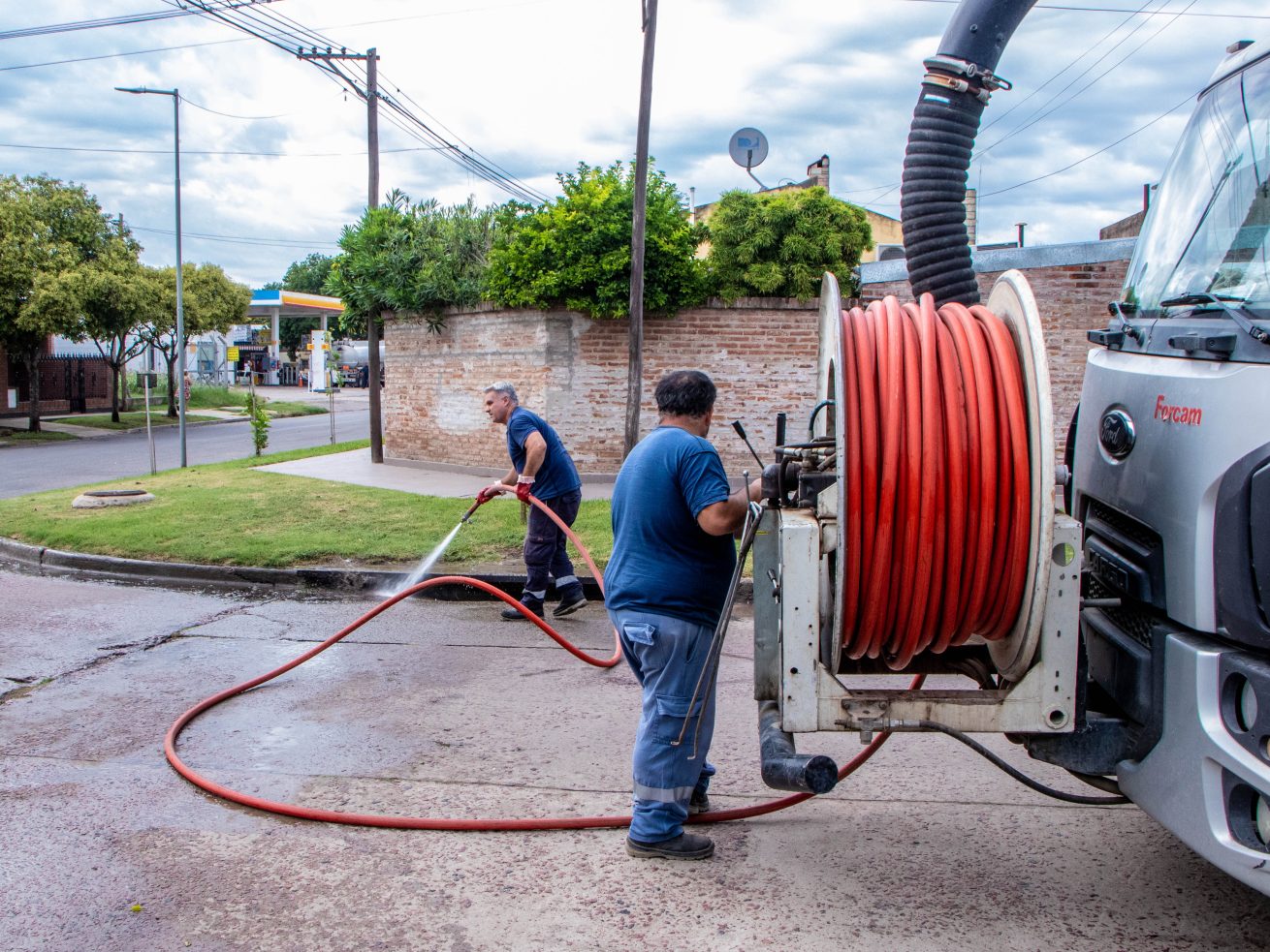 trabajos de limpieza de desagues cordones y recoleccion de monticulos 3 scaled