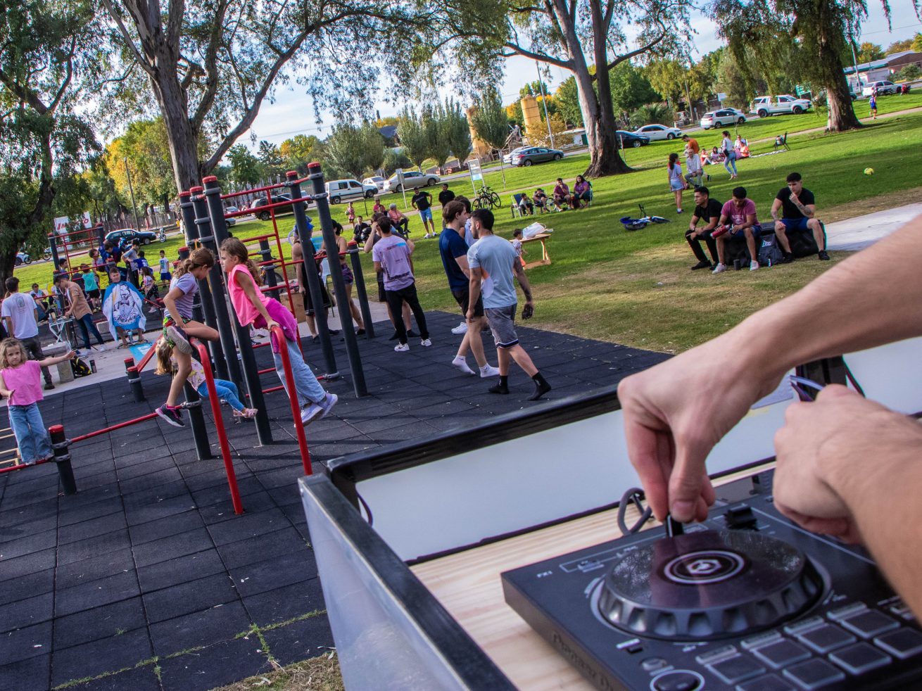 deportes calistenia en el parque borchex 4 scaled