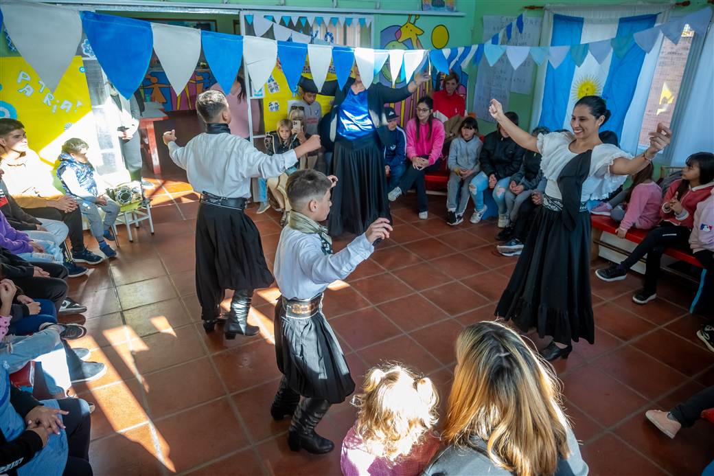educacion celebracion 25 de mayo 2