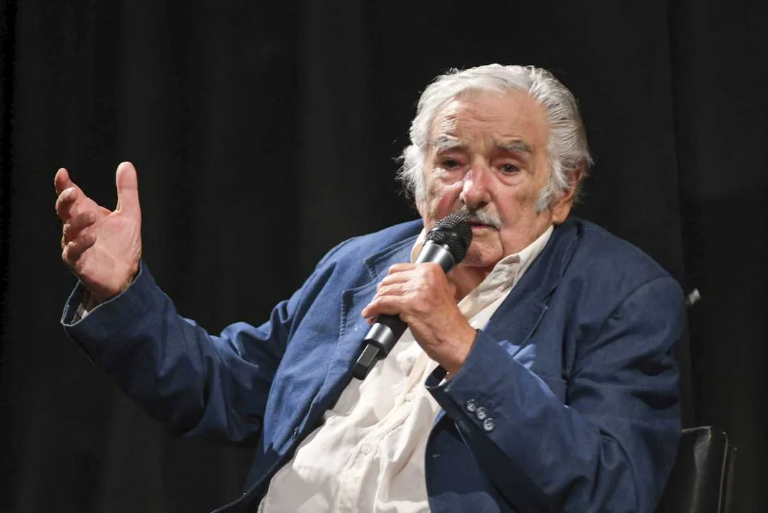 mujica