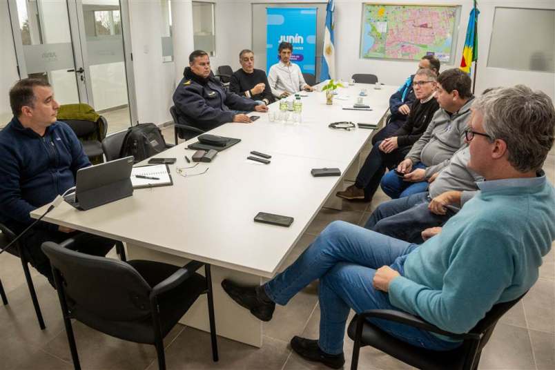 seguridad reunion con funcionarios provinciales 2