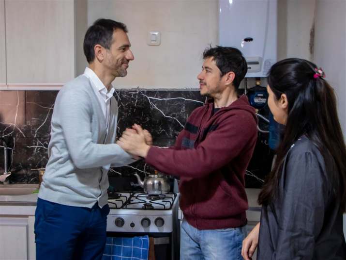 Petrecca: "Hay obras que no se ven pero que son fundamentales para cambiar la calidad de vida de los vecinos" 2 petrecca visita familia gas natural 2