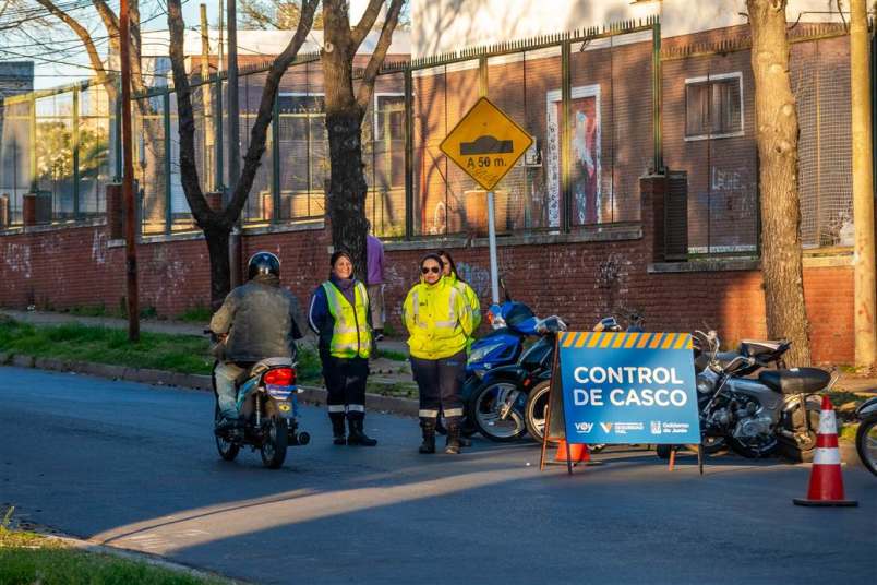seguridad vial control de casco 2
