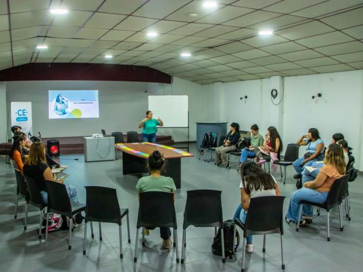inicio talleres mujeres emprendedoras 2