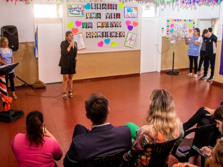 Funcionarios municipales se unieron a la comunidad educativa de Junín para iniciar el nuevo ciclo lectivo 3 acto oficial inicio ciclo lectivo 2025 4