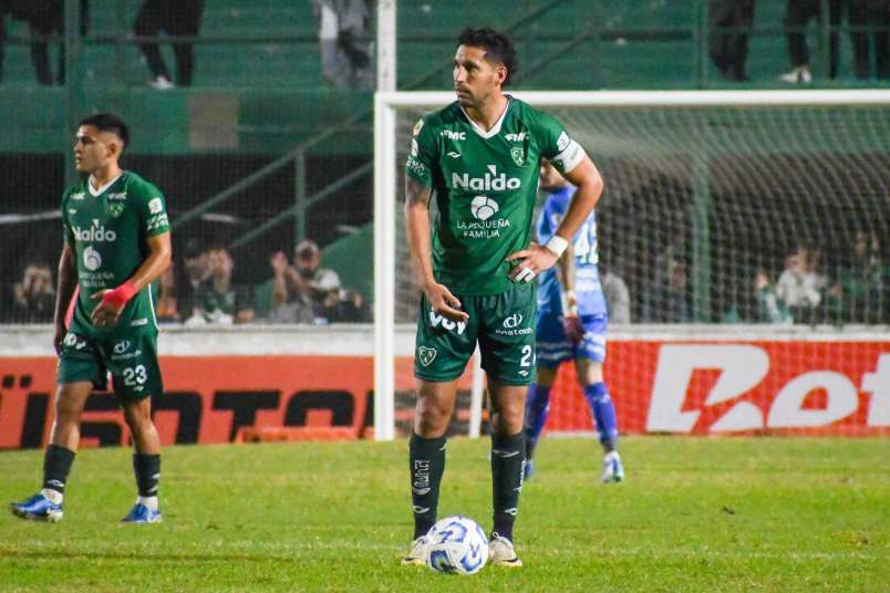Reparto de puntos en el Eva Perón: Sarmiento y Talleres empataron sin goles 3 gmied03wuaanaw4